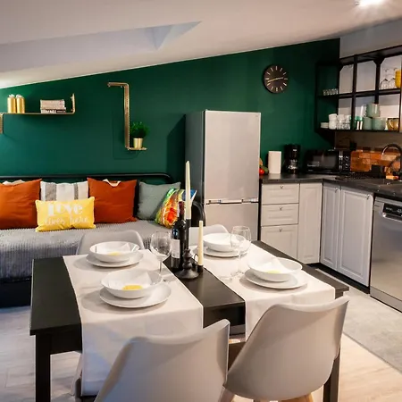 Soft Loft Apartment, Air Condition, 3 Beds, Kazimierz Apartmán